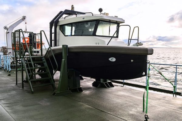 Boat Lift inspection in Cape Coral, FL
